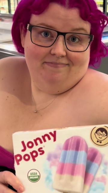 @thatpinkvegan