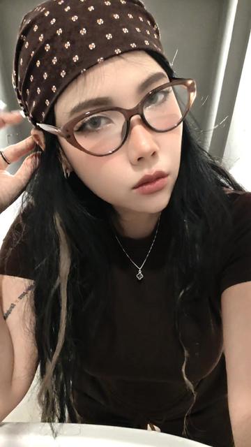 @vivian🫦