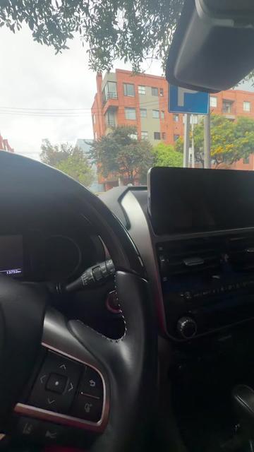 @MILYJARAMILLO