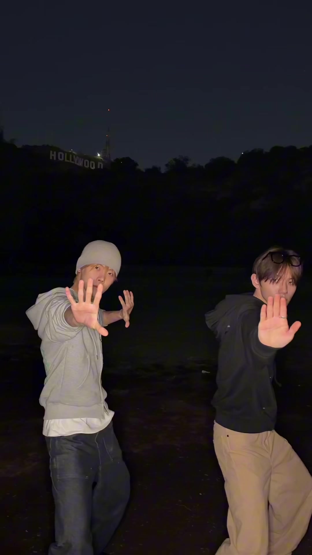 @CLOSE YOUR EYES