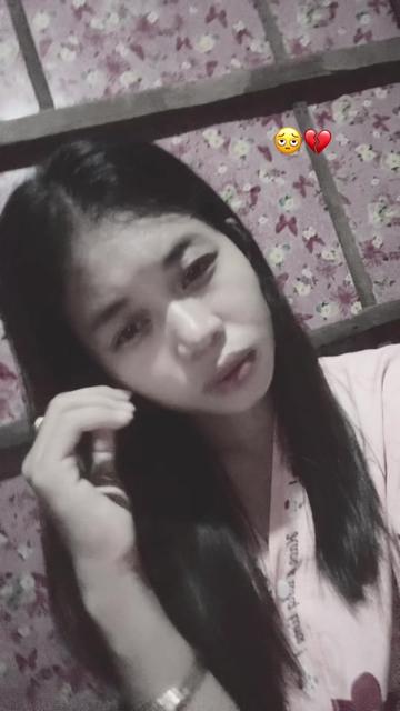 @•Nii_ROSA£ក្មេងតូច🇰🇭🌙