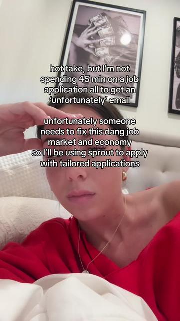 @careerwithsarah