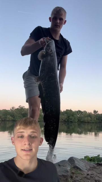 @ManuCast