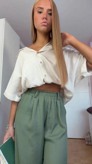 @лара