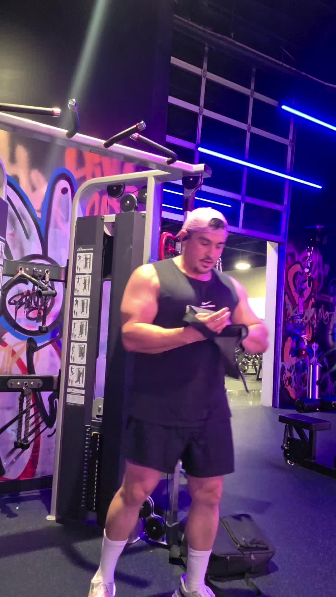 @FelixM86