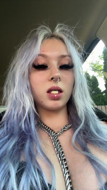 @2pretty4ademon