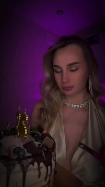 @𝕐𝕒𝕟𝕒 👸🏼