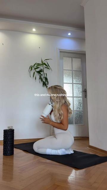 @anjax