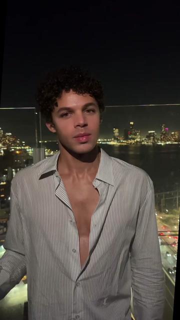 @ISAIAH BONNET