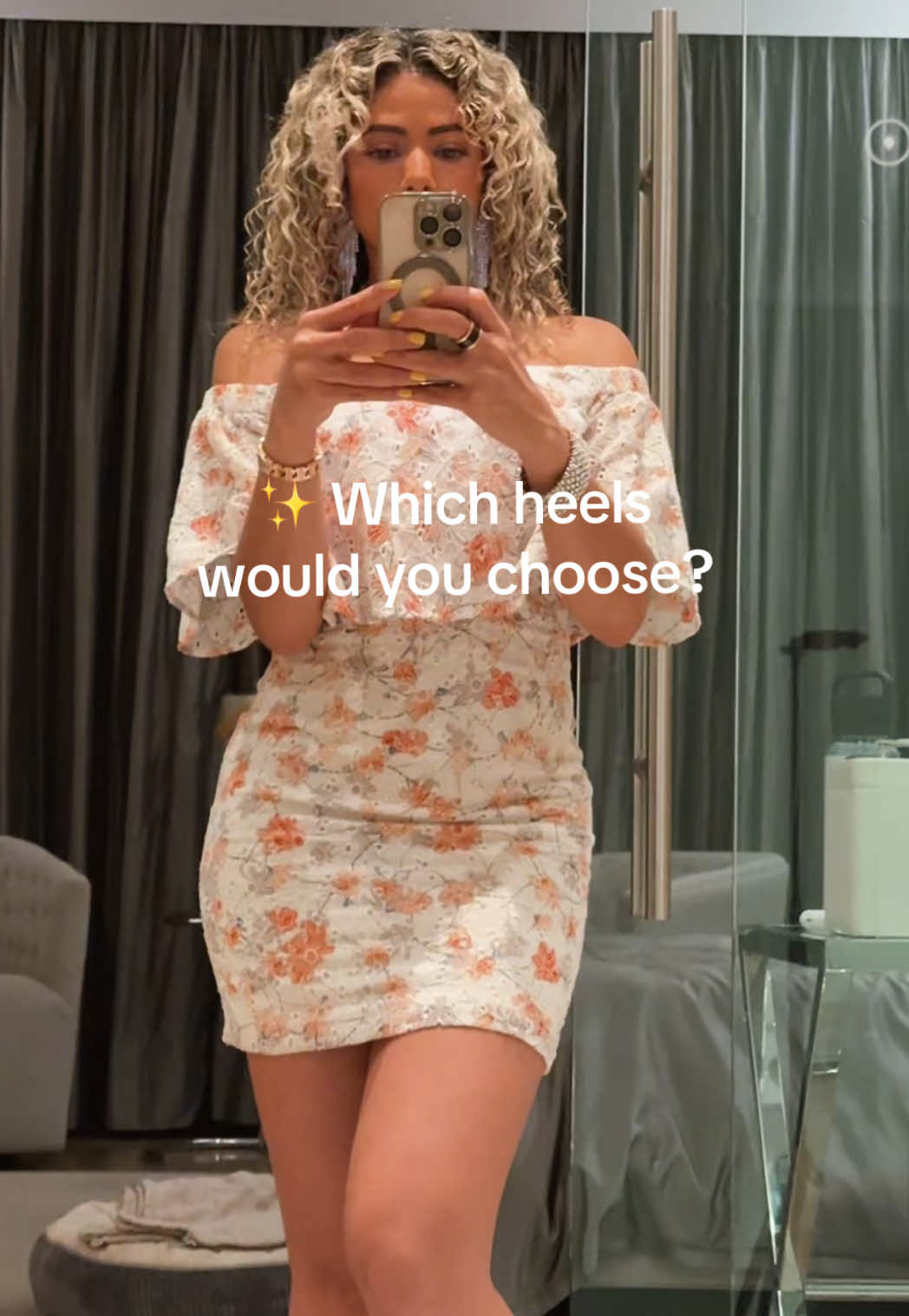 @𝑹𝒂𝒄𝒉𝒆𝒍 𝑨𝒓𝒏𝒂𝒖𝑿
