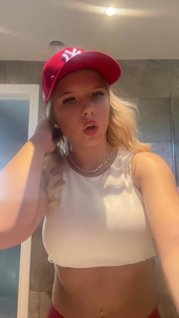 @𝐡𝐨𝐥𝐥𝐲𝐣𝐚𝐧𝐞𝐚𝐛𝐛𝐨𝐭𝐭
