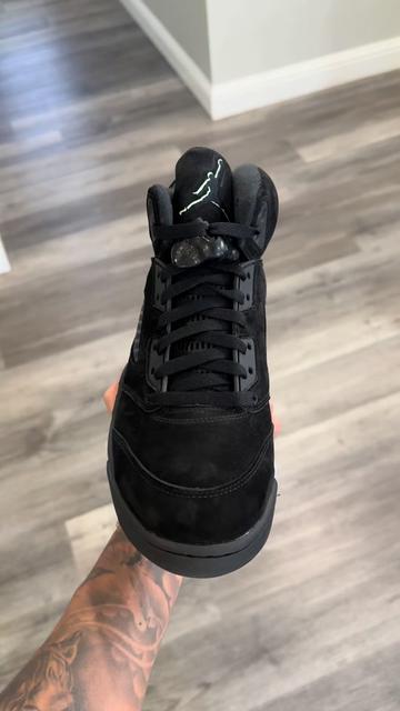 @levelupkickz