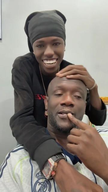 @J probleme officiel