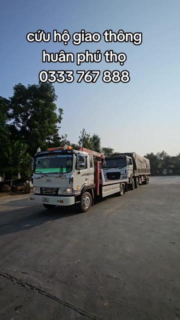@Hu&acirc;n Xe T&agrave;u