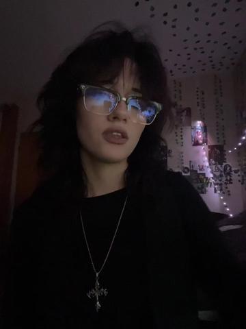 @кара кроватт👾