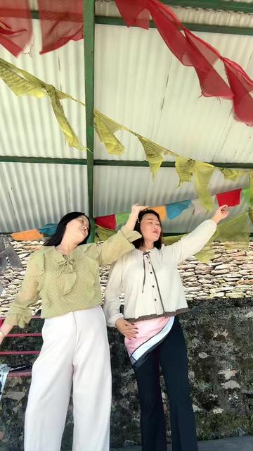 @युnika🧡🧡