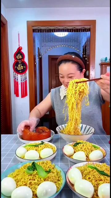 @foodmukbang