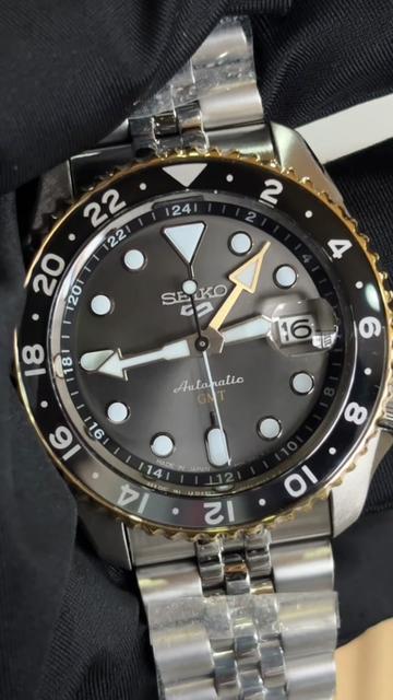 @Yonzon Timepieces