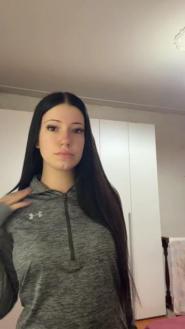 @rrebeccaarinii