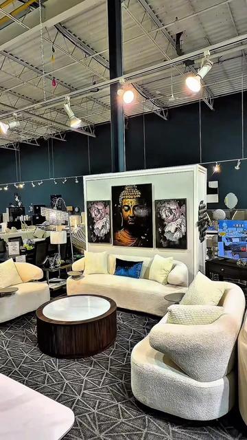 @Royal living furniture