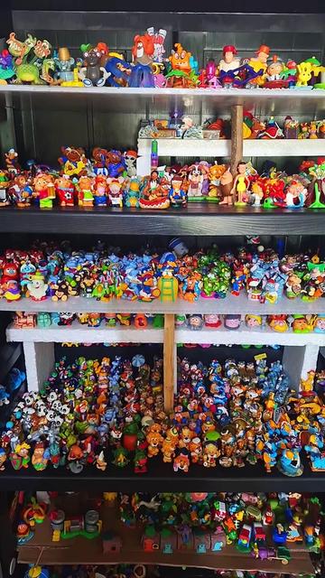 @VENENITO TOYS