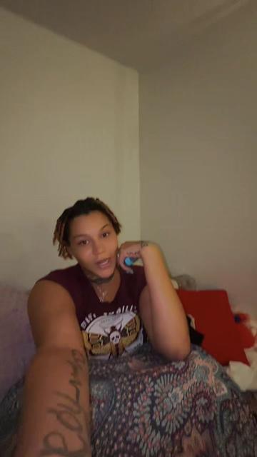 @zachues.wifey4lifey