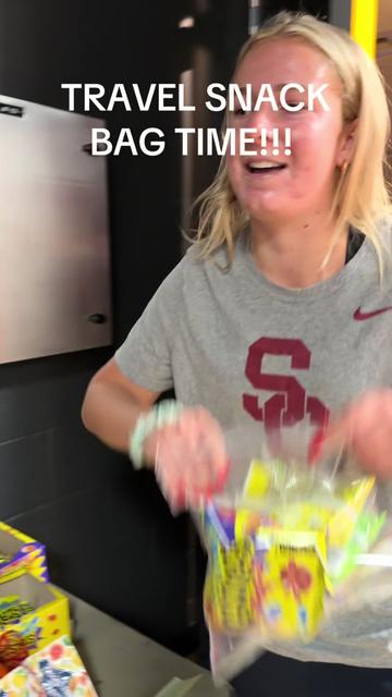 @uscwomensvolley