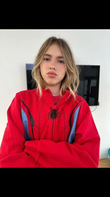 @Maisie De krassel
