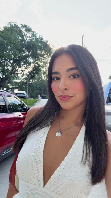 @Vyctoria