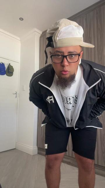 @zubi_the_mc