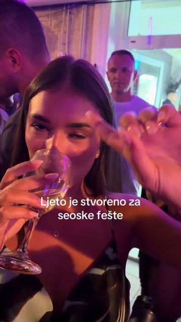@Bruna Voloder