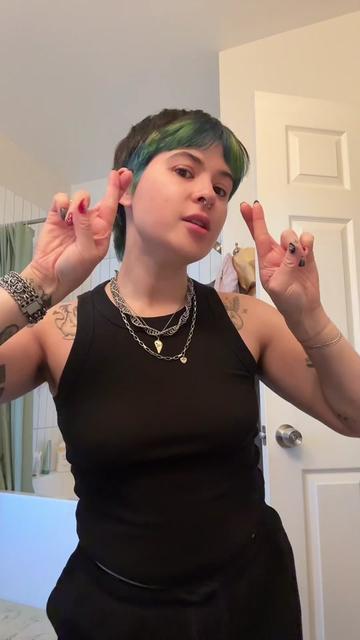 @karyvancollins