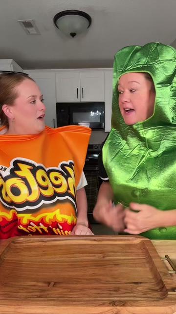 @kaypandnettieeats
