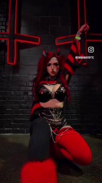 @HORROR❌ADDICT