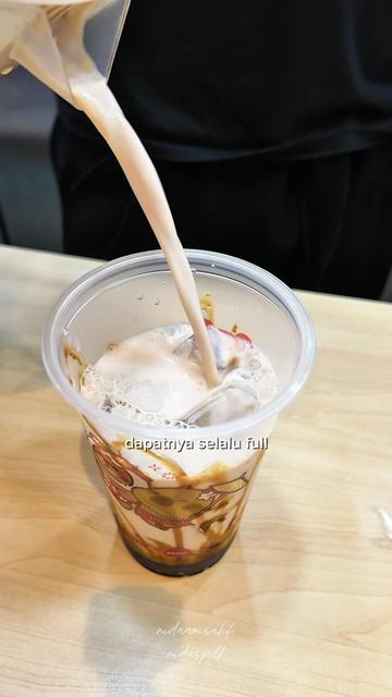 @nidaanisahf | Food & Travel