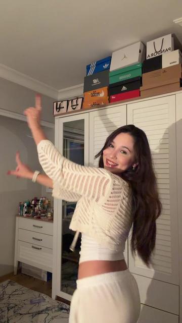 @Mirayozdemm