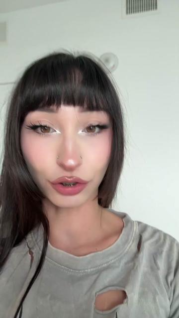 @Foxxi