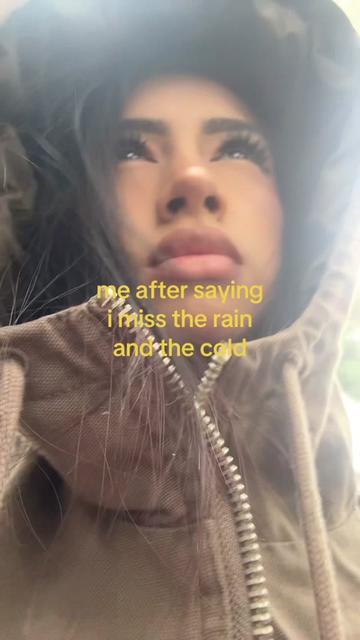 @sophieavril
