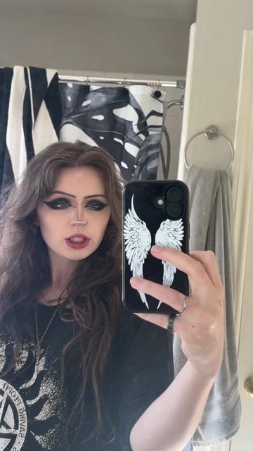 @Seraph👁️🪽