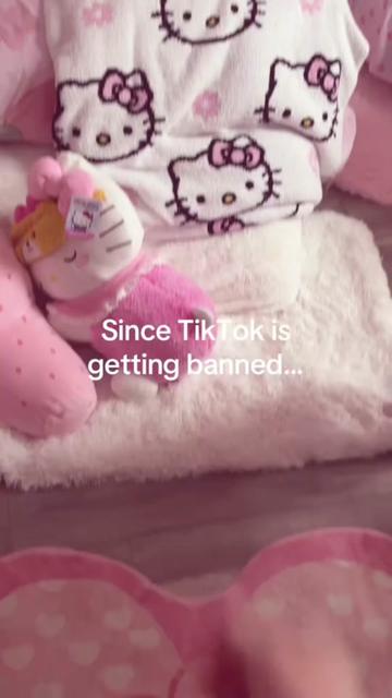 @˚₊‧꒰ა 𝒟𝑒𝓃𝒾𝓈𝓀𝒶 ໒꒱ ‧₊˚
