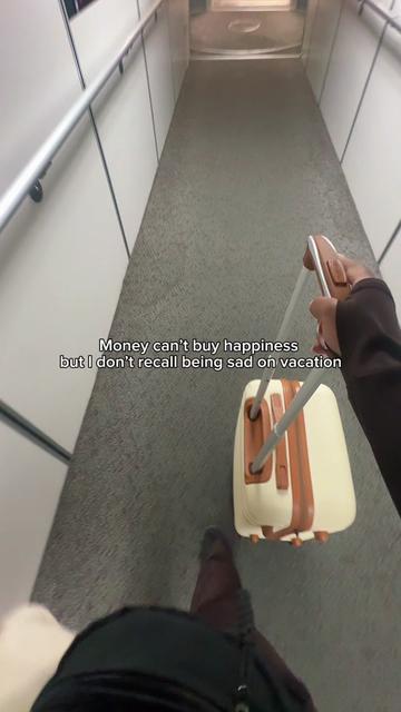 @Janay 🤍 💜