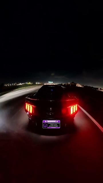 @alex.works_