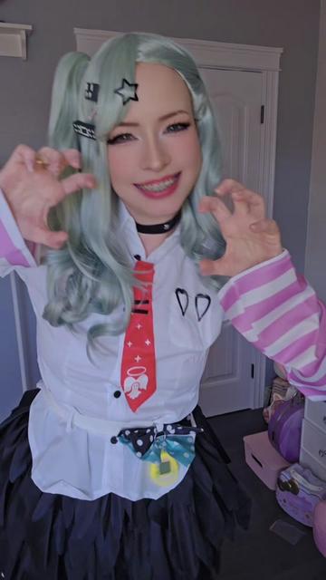 @KonekoCosplays on IG