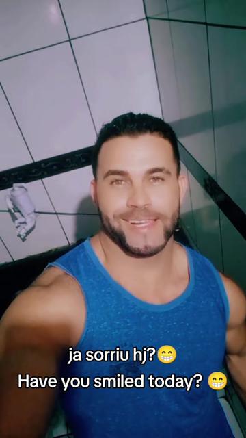 @olhos 👁👁de gato🐈&zwj;