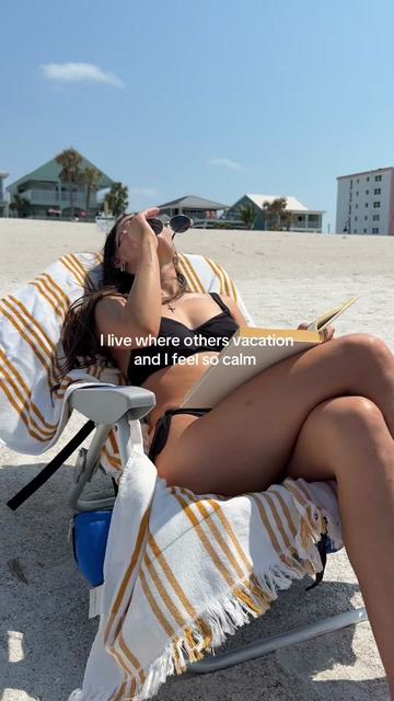 @Noemi Nicole