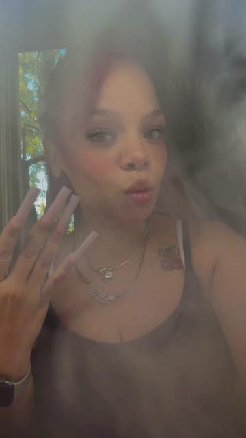 @Queen C 👑 777