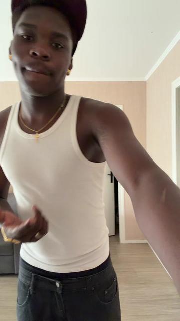 @T&oslash;t&deg;ss_26
