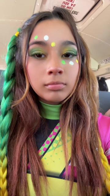 @Theyluvgabba
