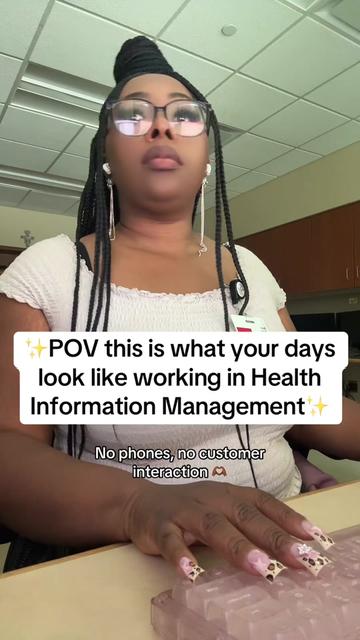 @The Pretty Accountant ✨🤍