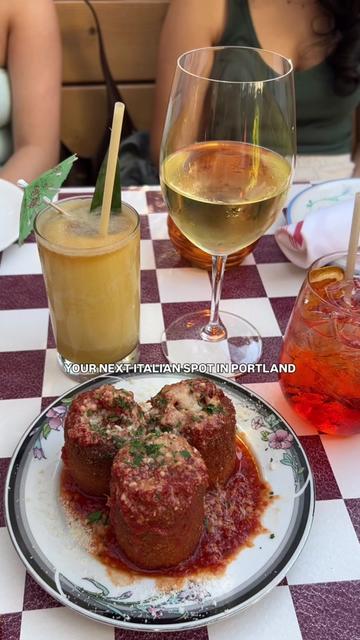@vanessa | seattle + pdx foodie